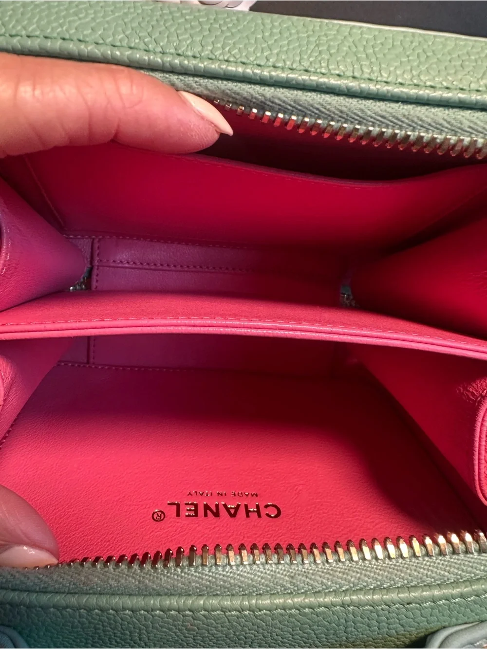 Chanel CC Filigree Small Vanity Case Pink Green Caviar Leather Crossbody